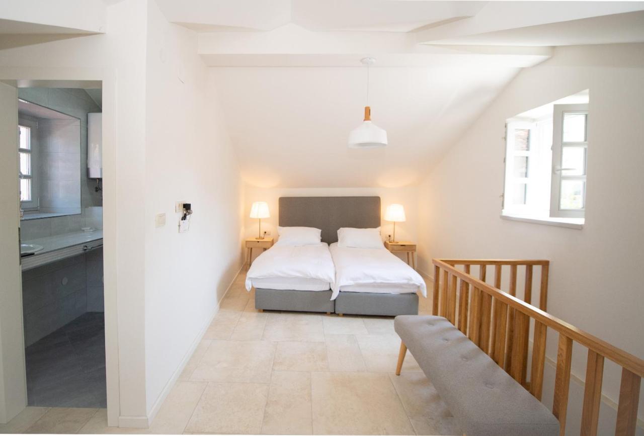 Duplex Apartment,1132893498:JPEG