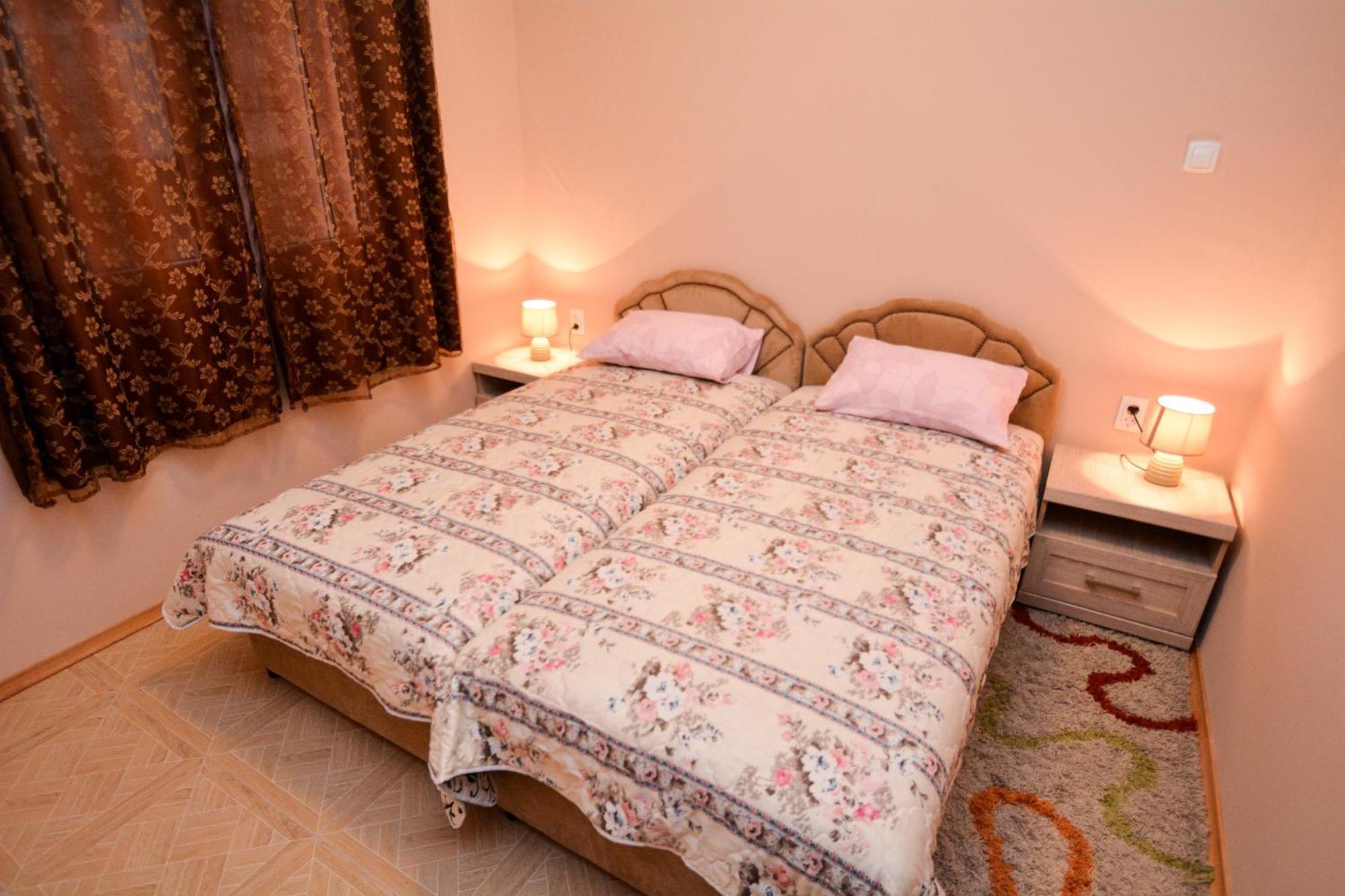 One-Bedroom Apartment with Balcony