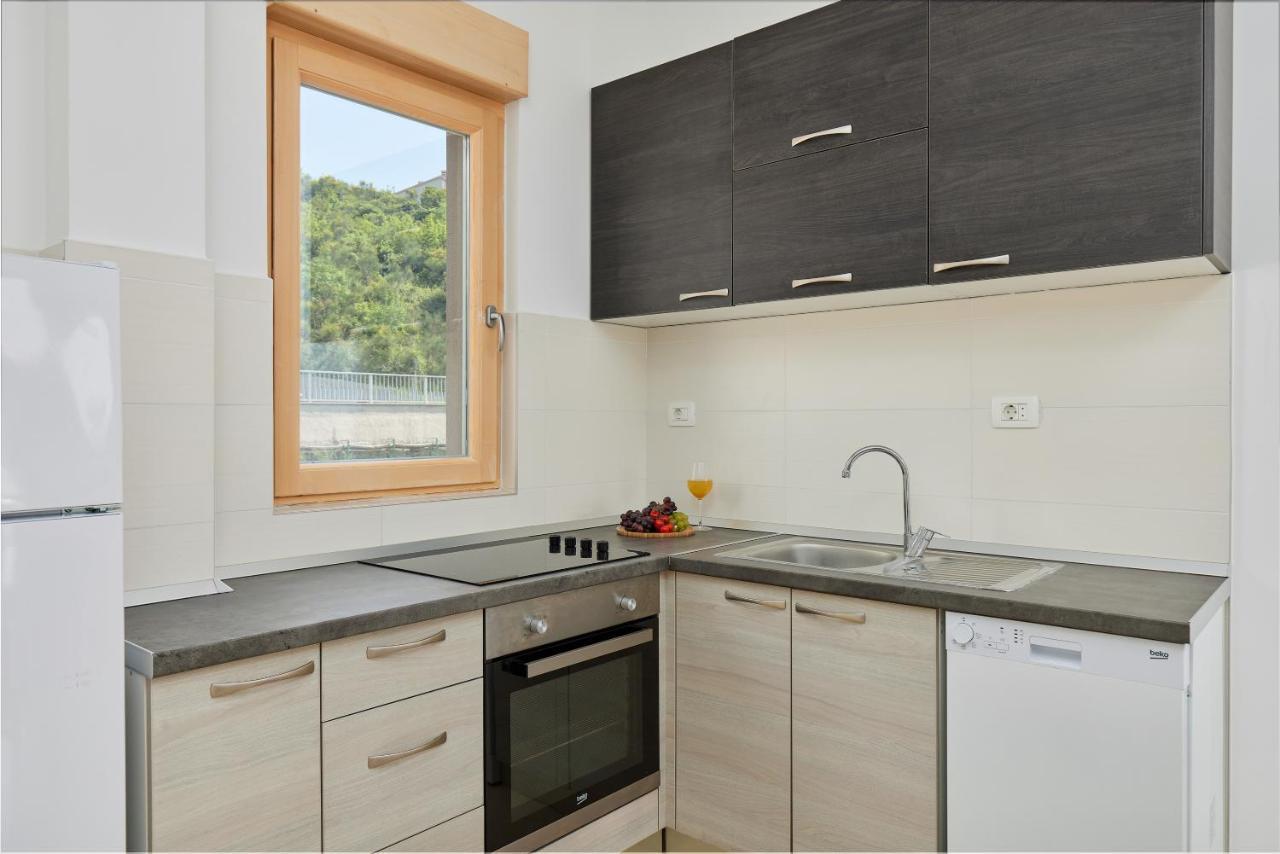 Two-Bedroom Apartment,1237940284:JPEG