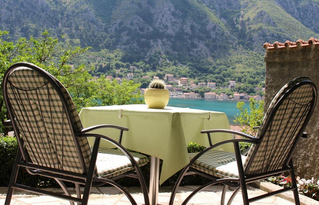 Monolocale con Patio e Vista Mare