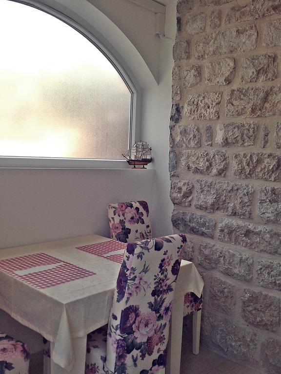 Apartment with Garden View,143230458:JPEG