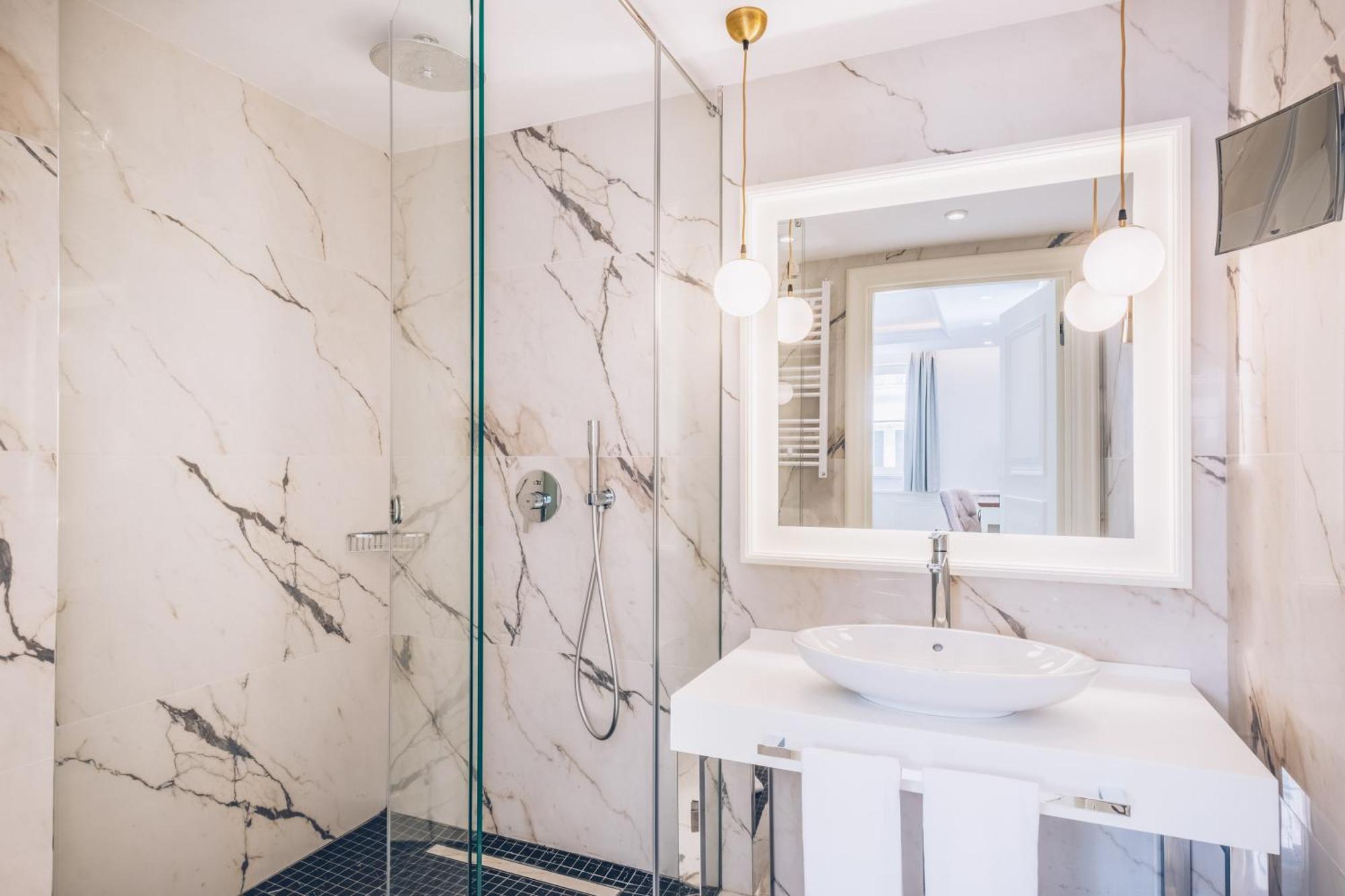 Superior Double Room,1706942626:JPEG