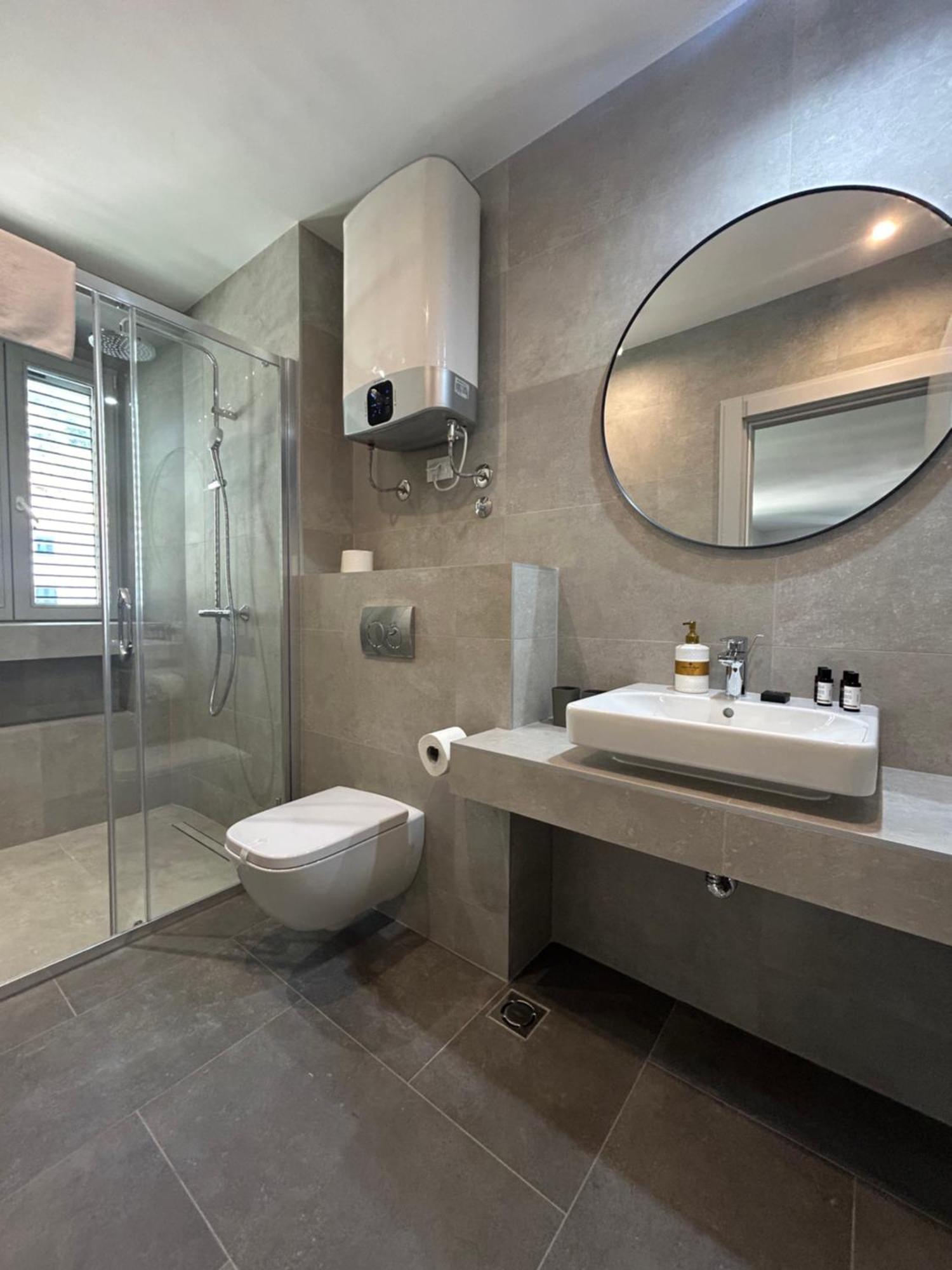 Superior Studio,1601781021:JPEG