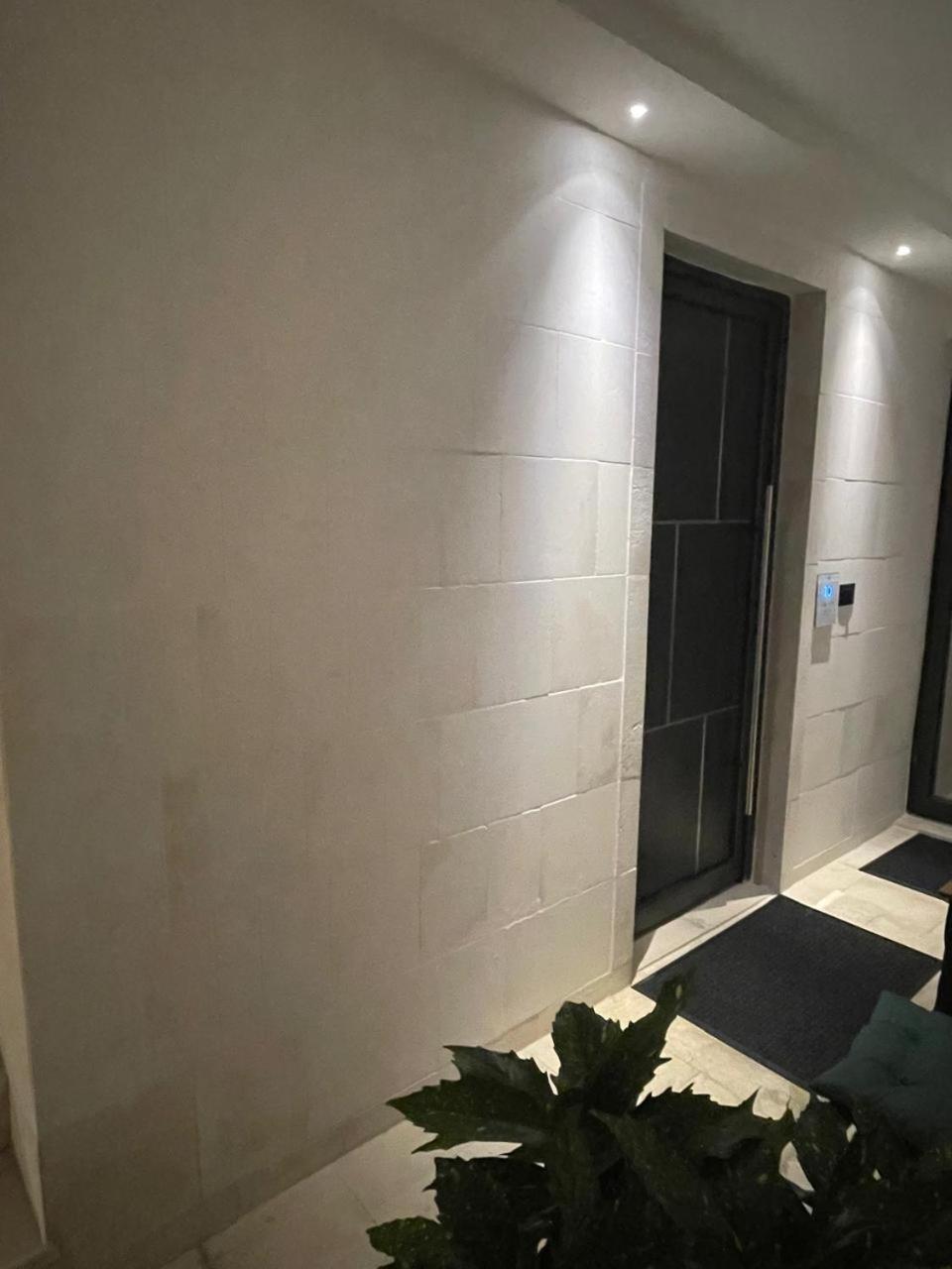 Economy Double Room with Courtyard Entrance