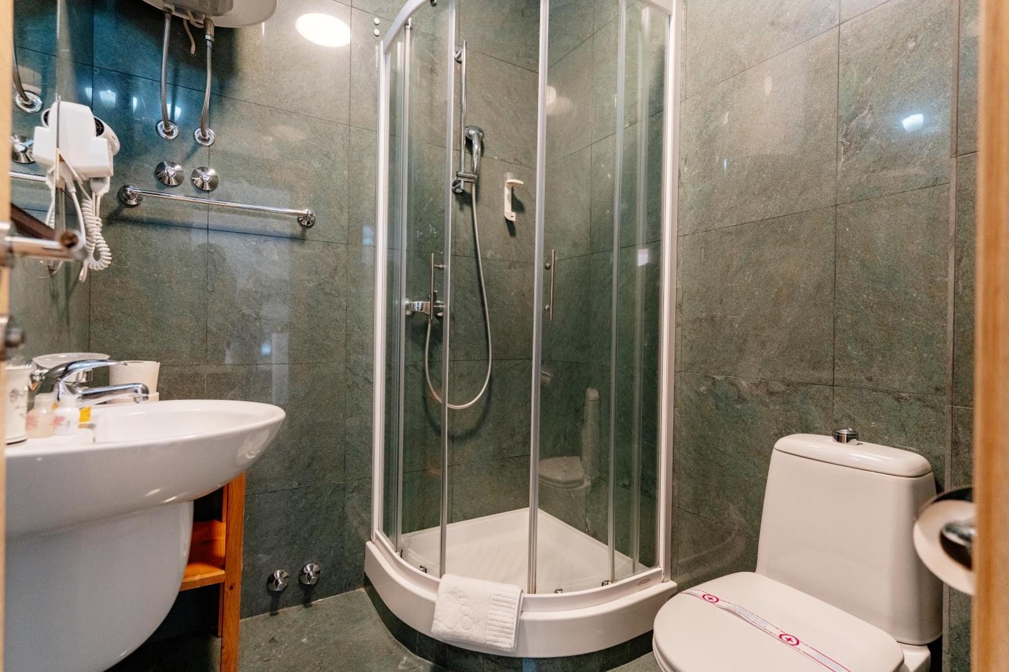 Superior Studio,1756519754:JPEG