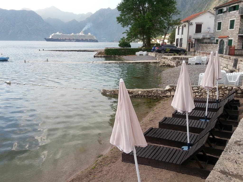 One-Bedroom Apartment with Terrace and Sea View,228654218:JPEG