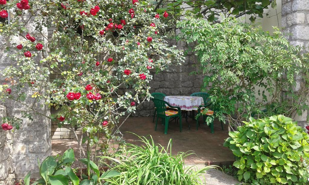 Studio Apartment,268578929:JPEG