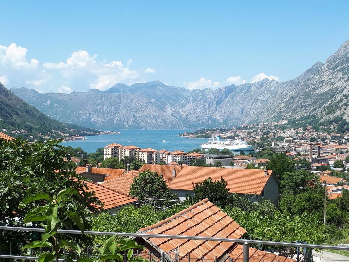 Apartment with Sea View,667870410:JPEG