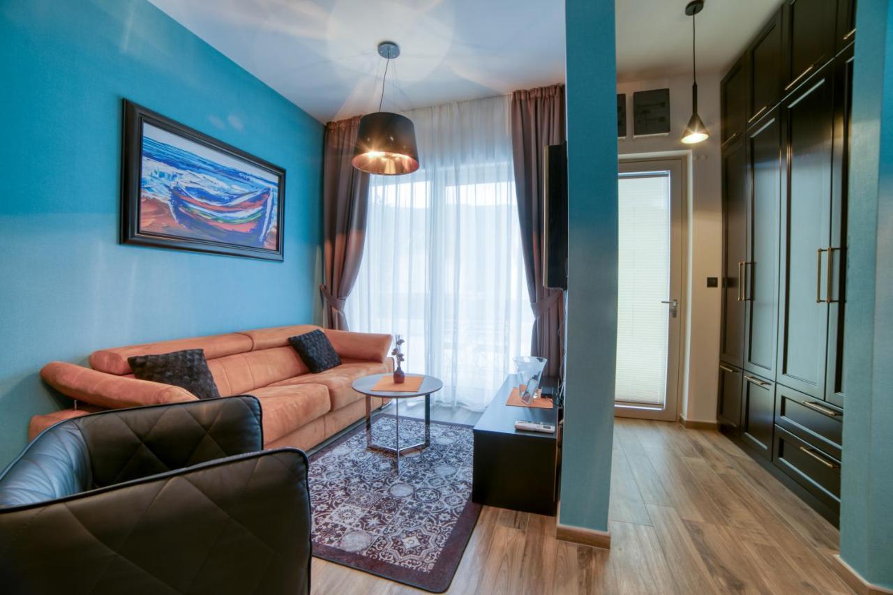 Superior Apartment,830851829:JPEG