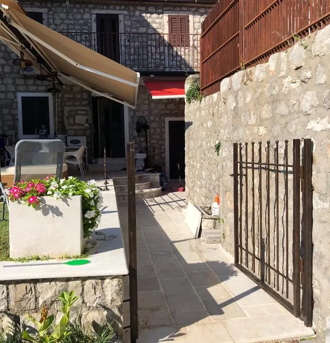 Apartmani Anja-1