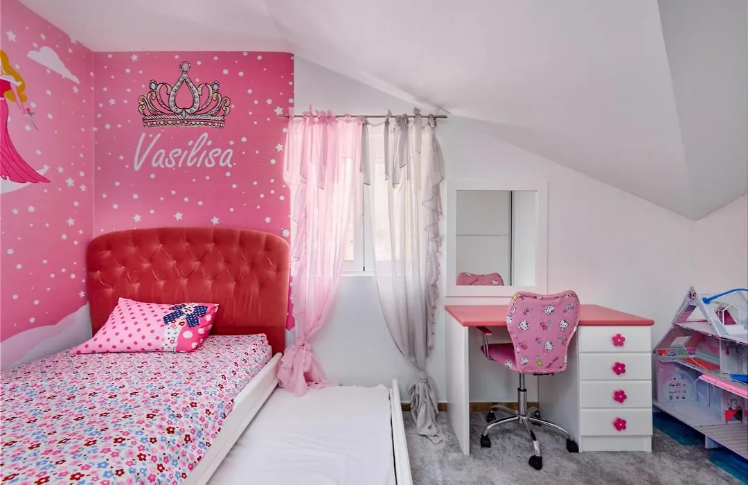 Penthouse Vasilisa-1