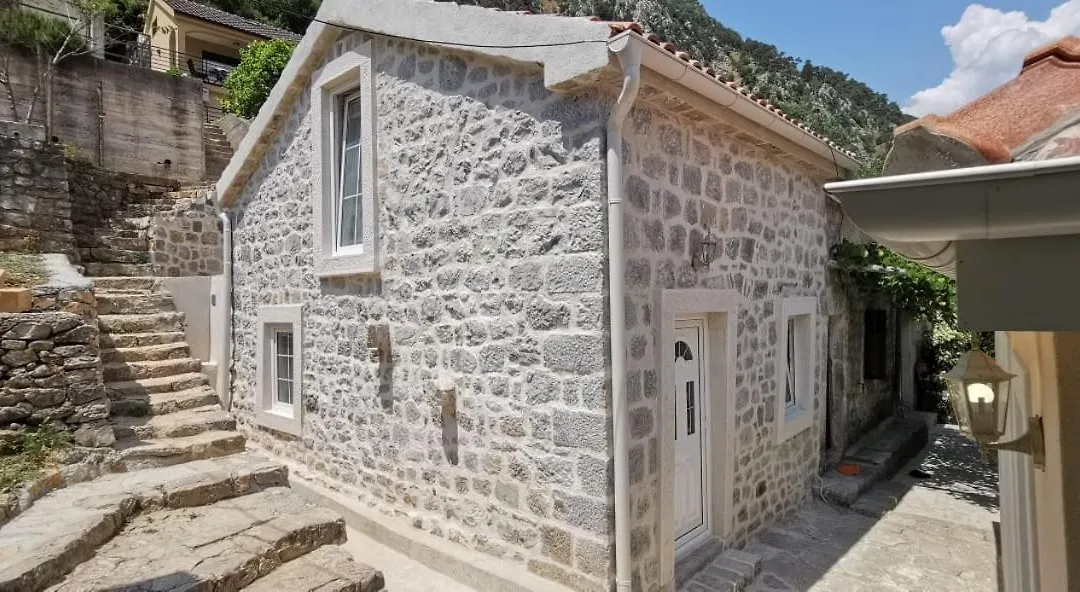 Casa Vecchia-1