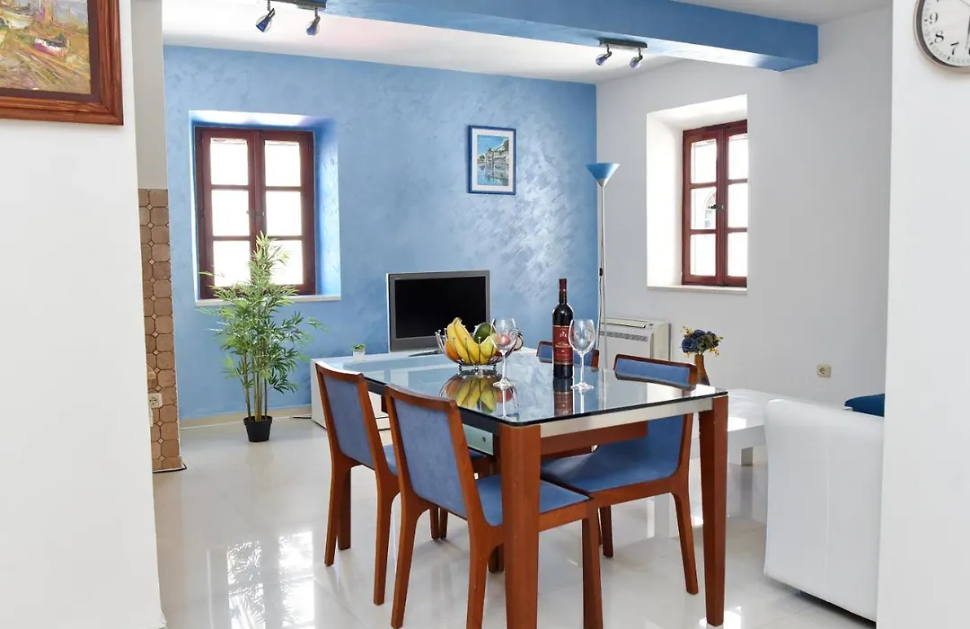 Blue Nest-1
