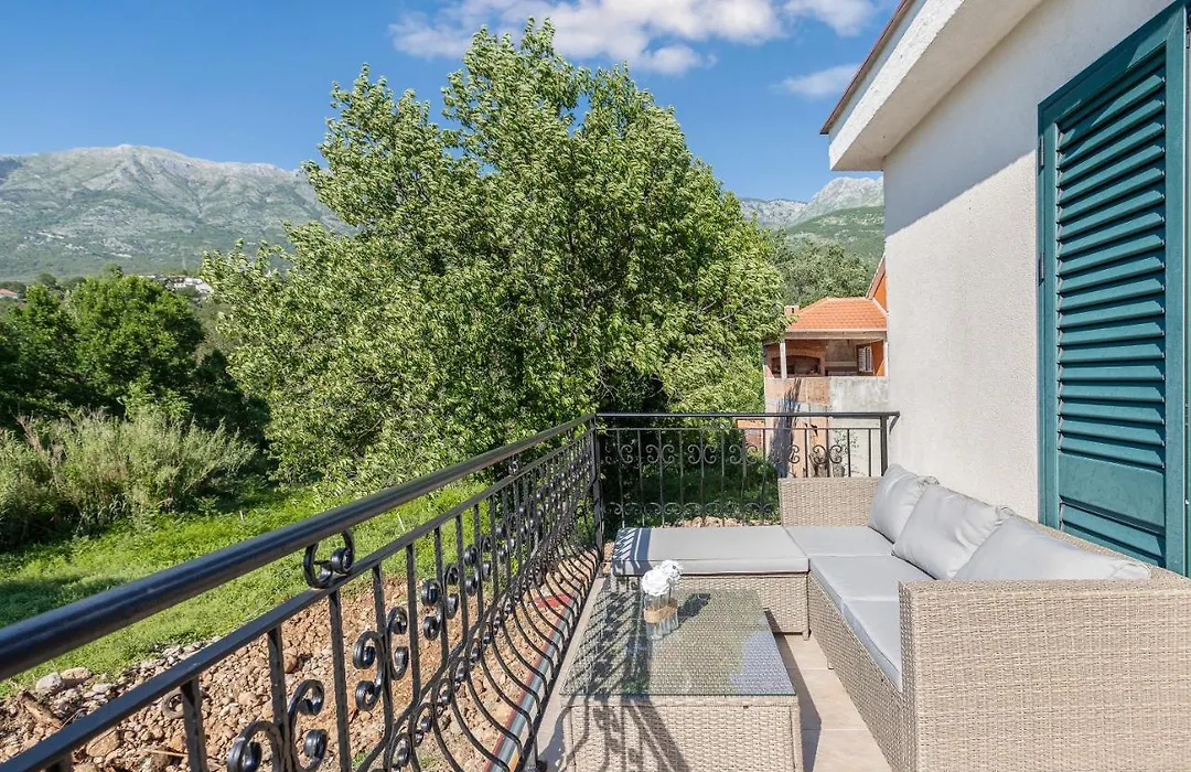 Villa Forest-1