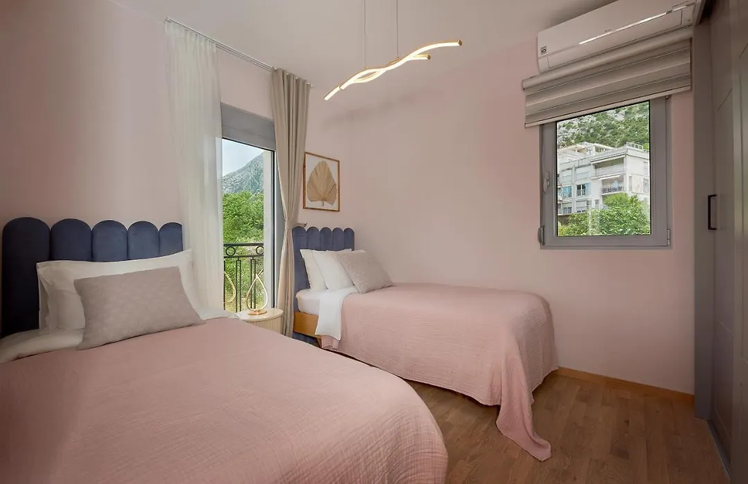 2Montenegro Limeta Apartments With Pool-1