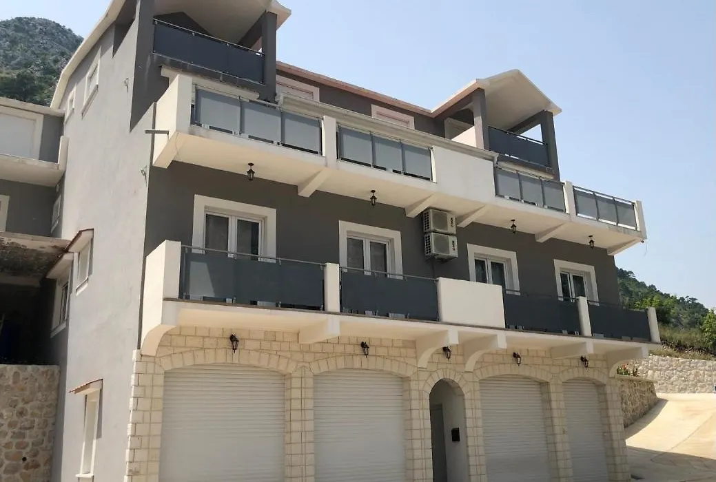 Apartments Seaview Estate Radovic-1