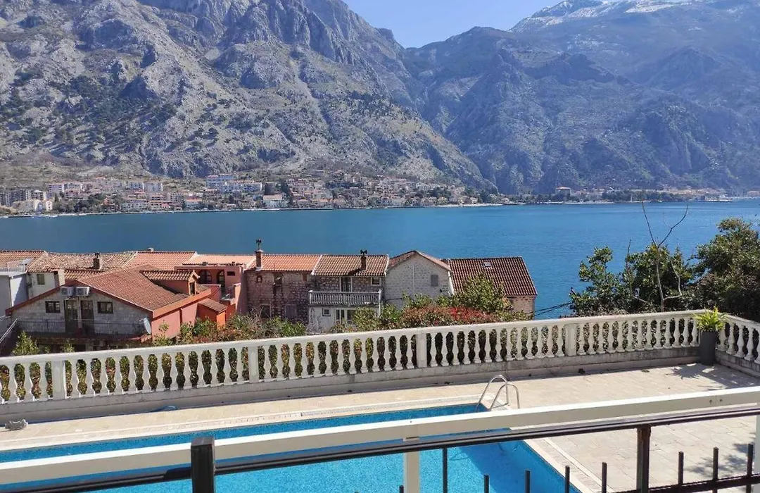 Spacious 1 Bedroom Sea View Apartment With Pool -B2Kv-1