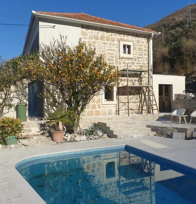 Villa Valerijana Kotor-1