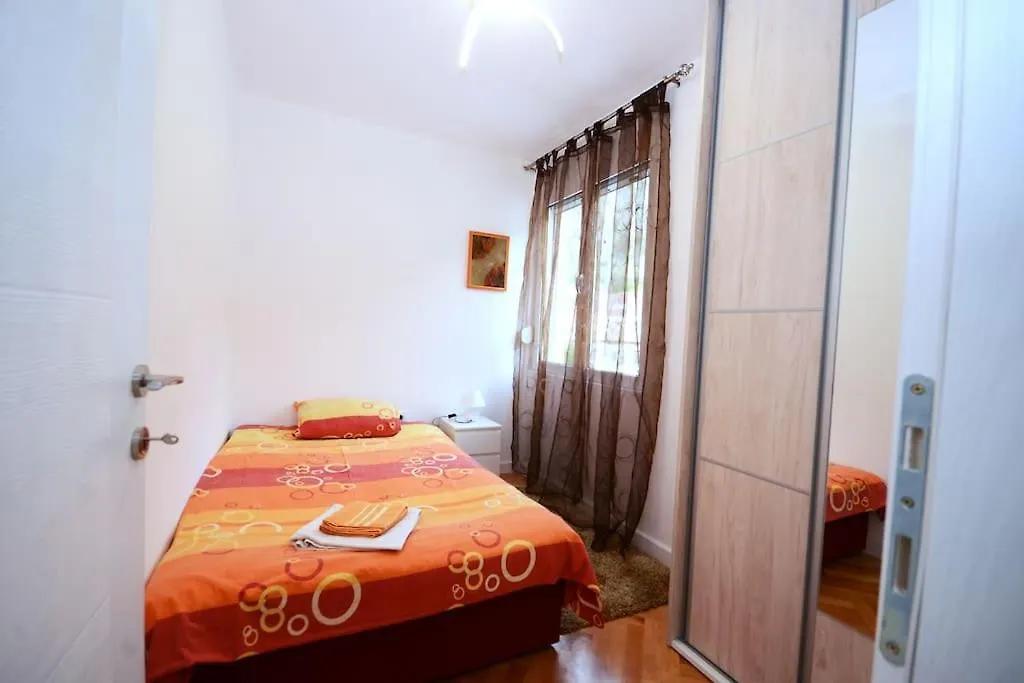 Apartment Benovo-1