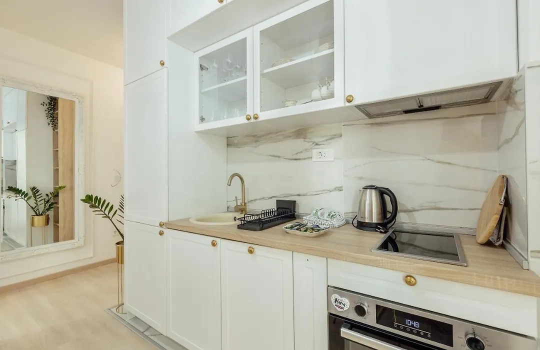 Miracle Apartment-1