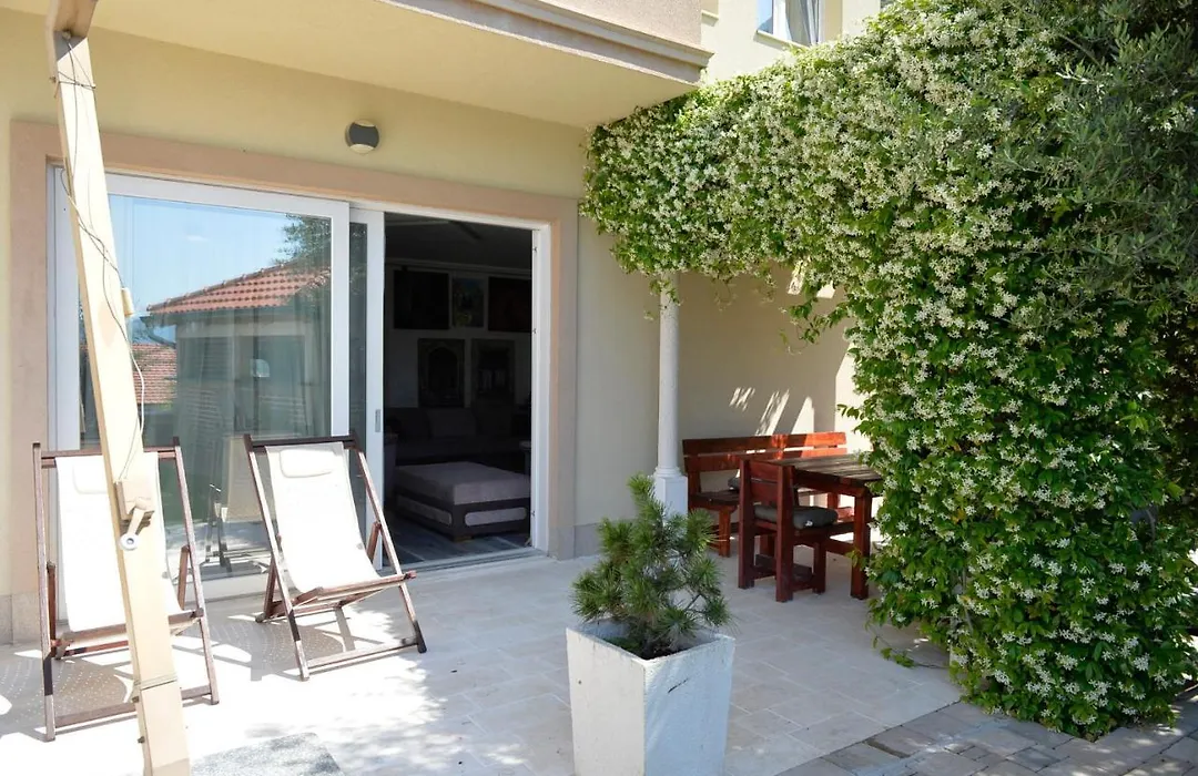 J & P Apartments Orahovac-1