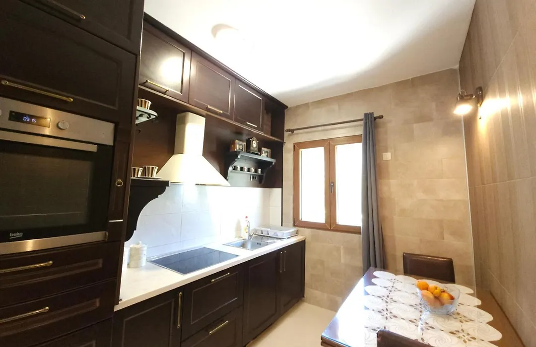 Clive Apartments-1