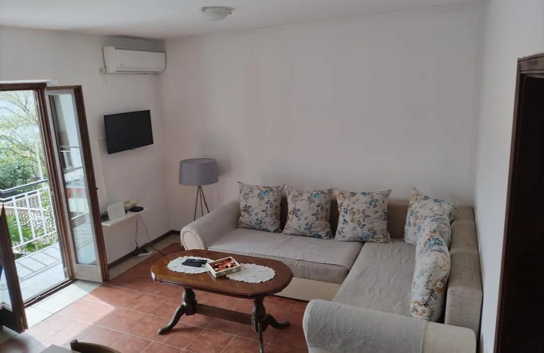 Apartment Ivana-1