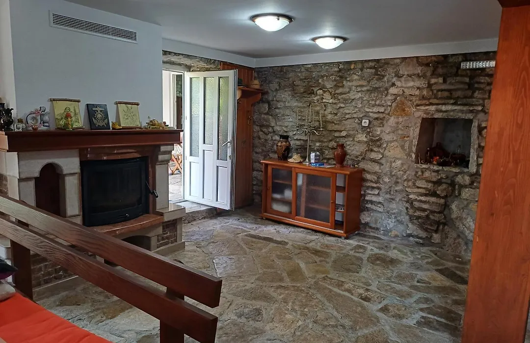 Guest House Maza-1