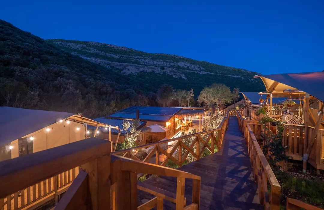 Sea Glamping-1