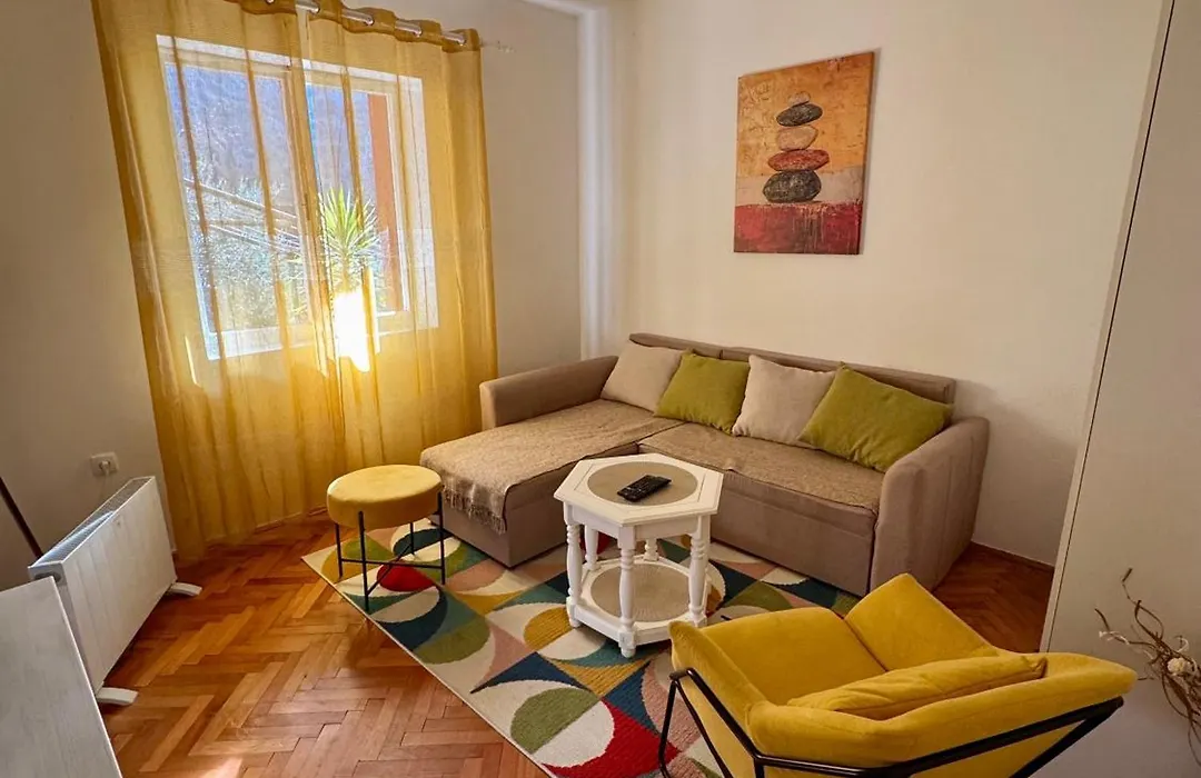 Red House Apartment-1