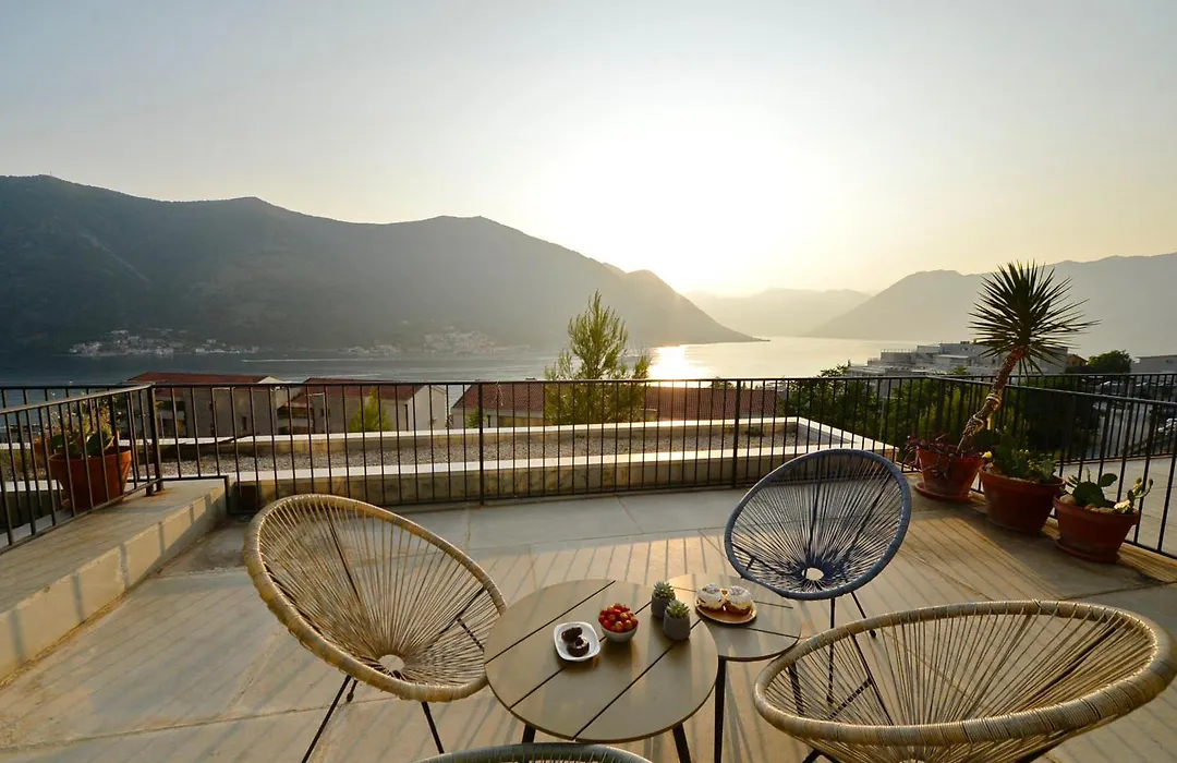 Design Flat With Impressive Boka Bay View-1