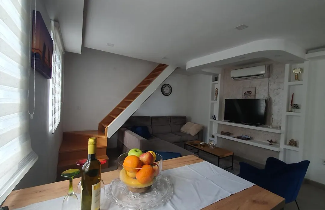Sea Side Apartment-1