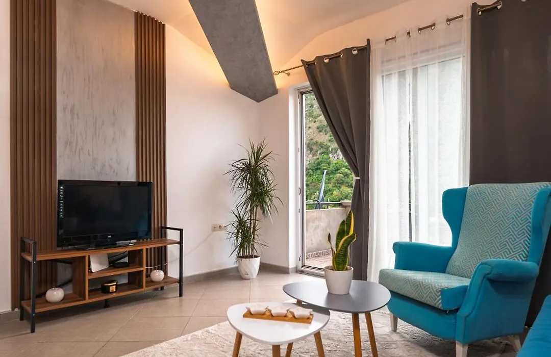 Apartments Boka Pearl-1