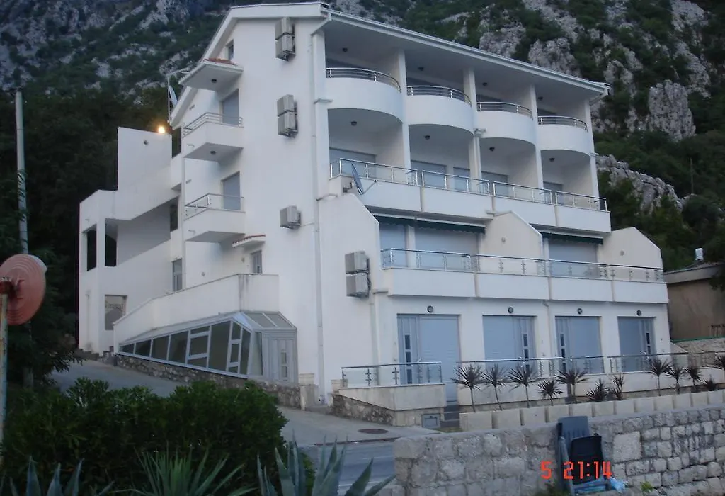 Ljuta Apartments-1