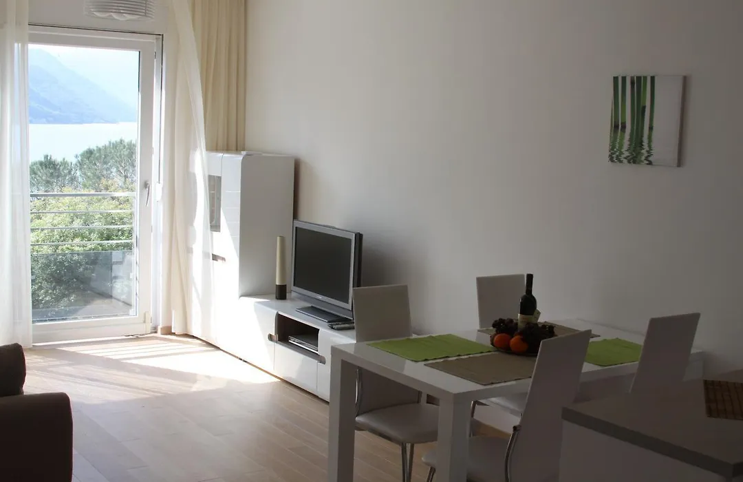 Apartment With Sea View-1