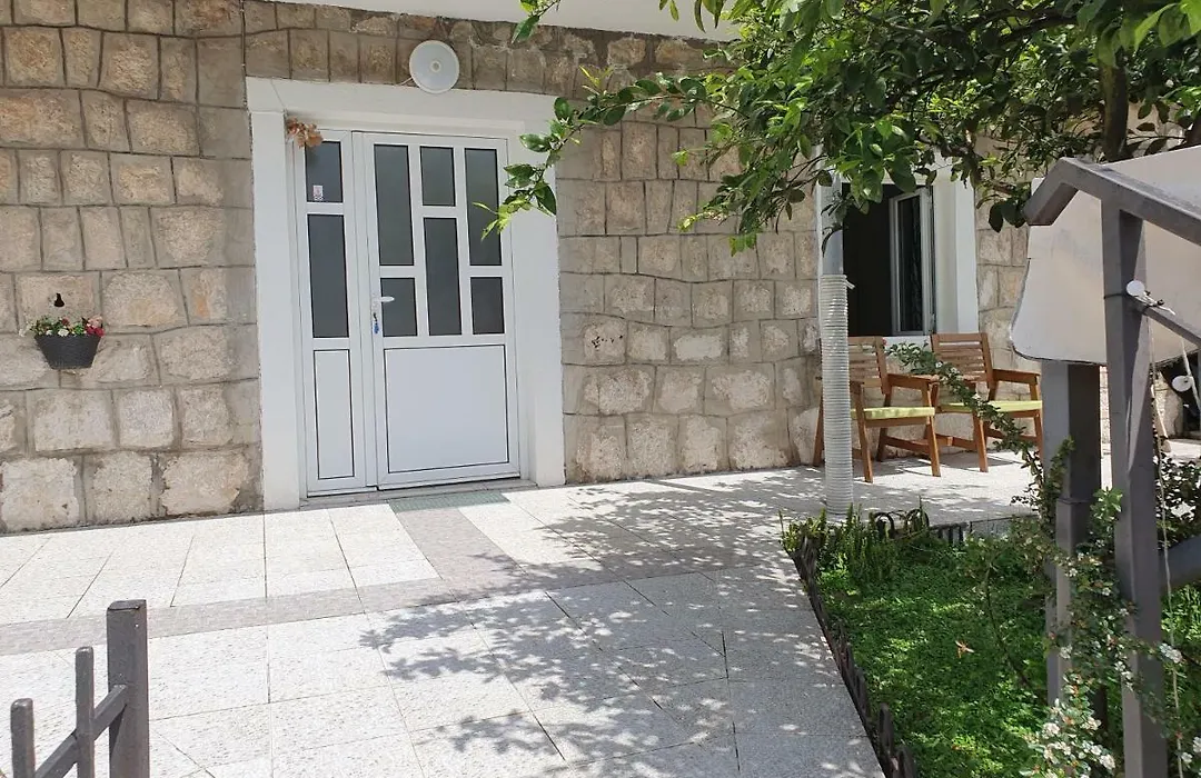 Studio Apartments Ilija-1