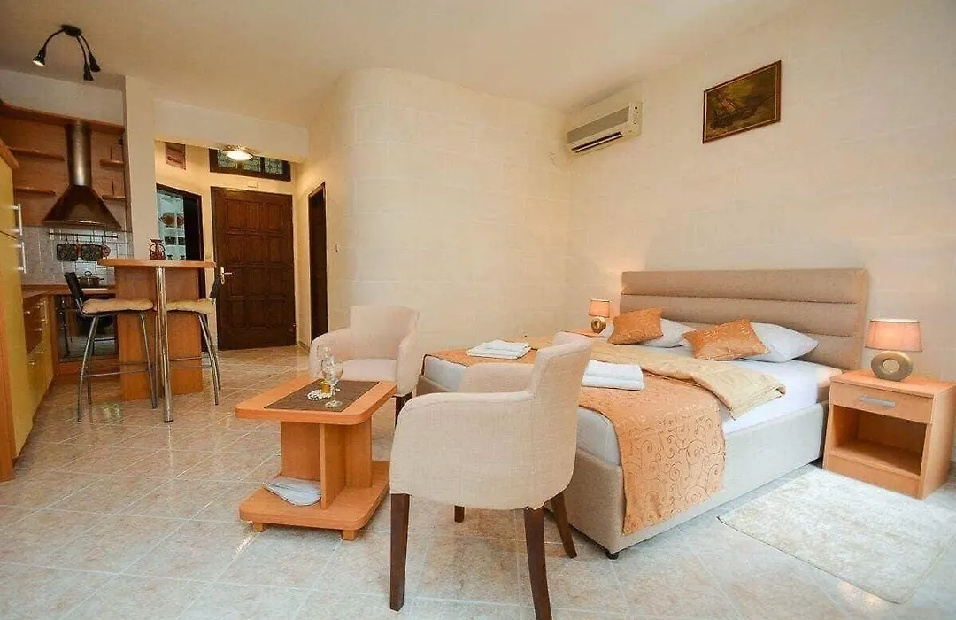 Casa Di Cattaro-1