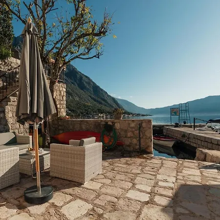 Tanja'S Seafront Orahovac Apartment-3