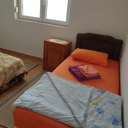 Apartment Jelena-2