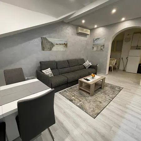 Seaview Max&Alex Apartments-2