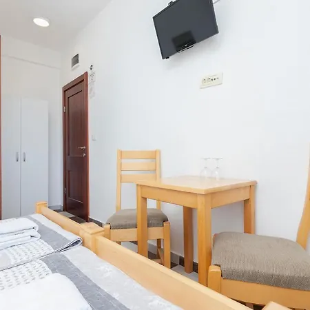 Guest House Vila Vedesa-2