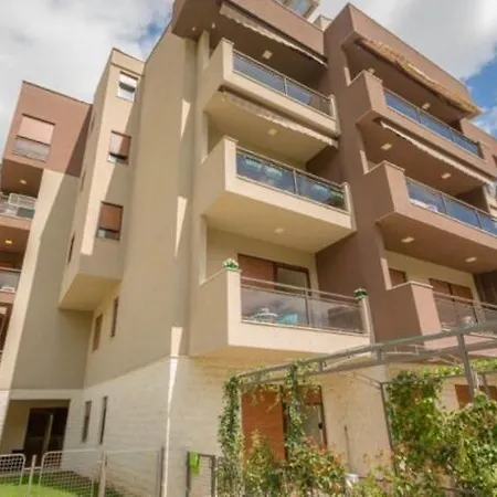 Apartman Melaiv-3
