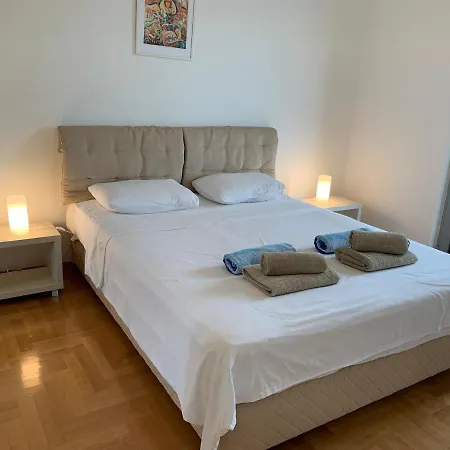 Lavender Bay Apartment B23-3