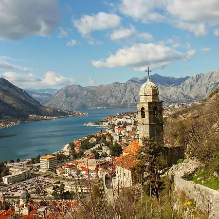 Old Town Kotor Square-2