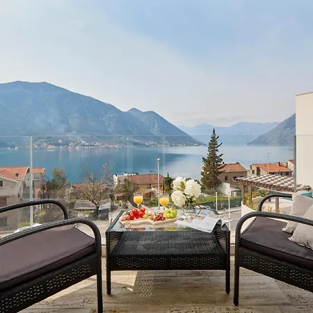 Neda'S Stunning View-3