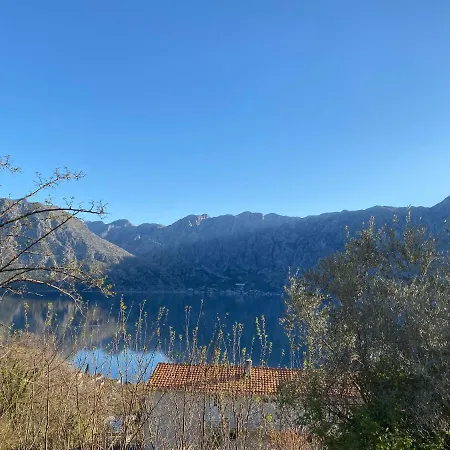 Two Bedroom Apartment With Amazing Views-2