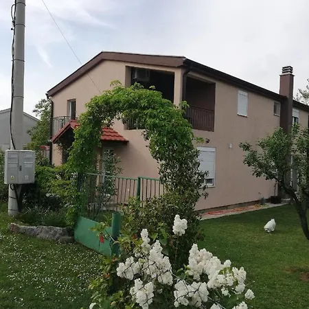 Apartmani Emma-2
