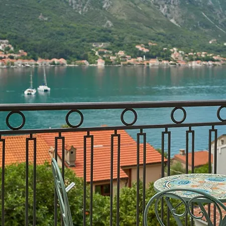 2Montenegro Limeta Apartments With Pool-2