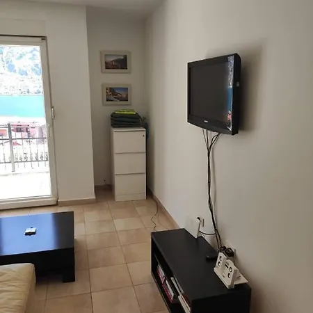 Spacious 1 Bedroom Sea View Apartment With Pool -B2Kv-2