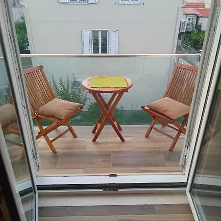 Superb Studio Flat In Prcanj Montenegro-3